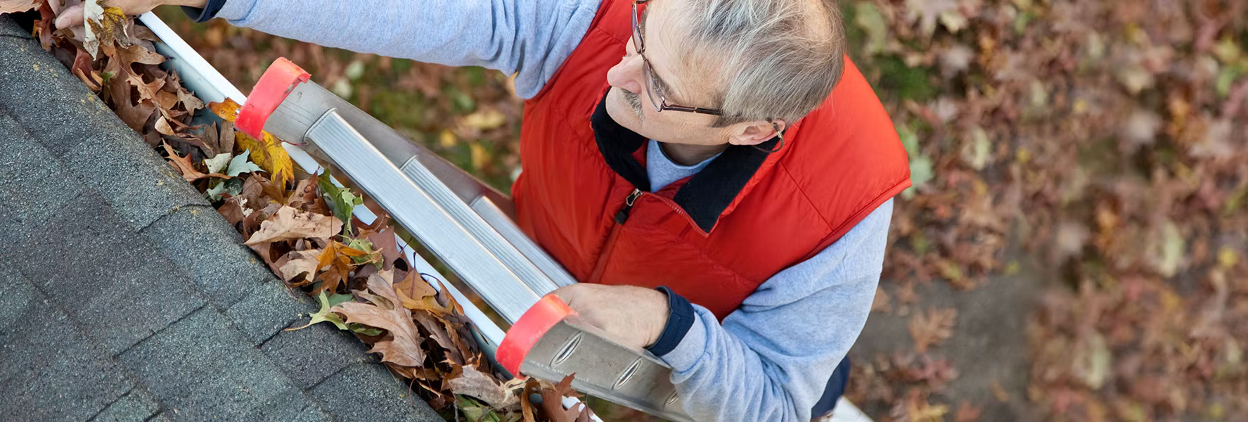Gutter Saver Pro man banner